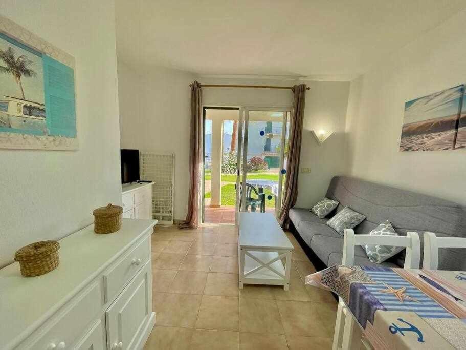 Pura Vida Apartamento Con Piscina Cala'N Blanes  Luaran gambar