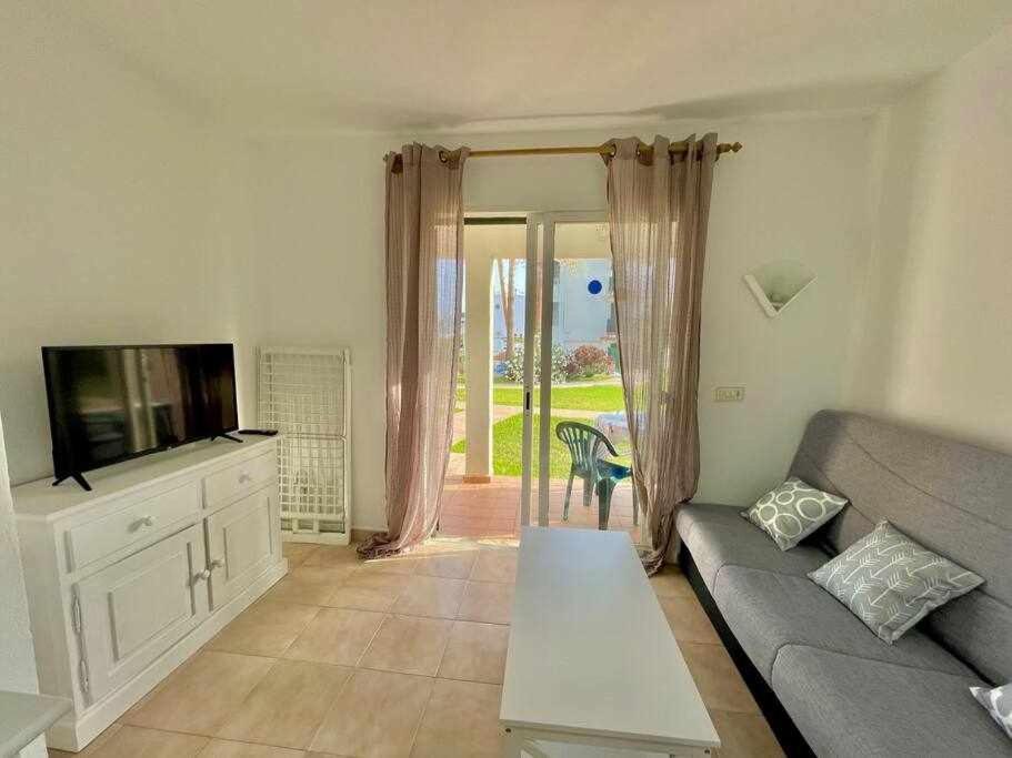 Pura Vida Apartamento Con Piscina Cala'N Blanes  Luaran gambar