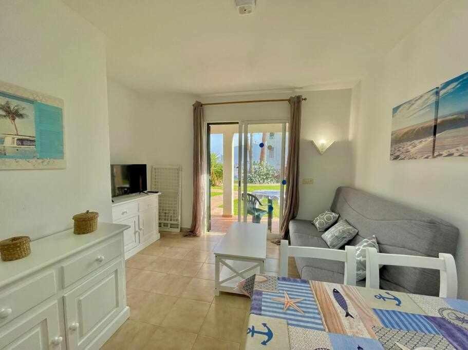 Pura Vida Apartamento Con Piscina Cala'N Blanes  Luaran gambar